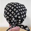 Kopfbedeckung, OP-Haube Modell schwarz-weiss zum Binden aus Baumwolle | Bild 3